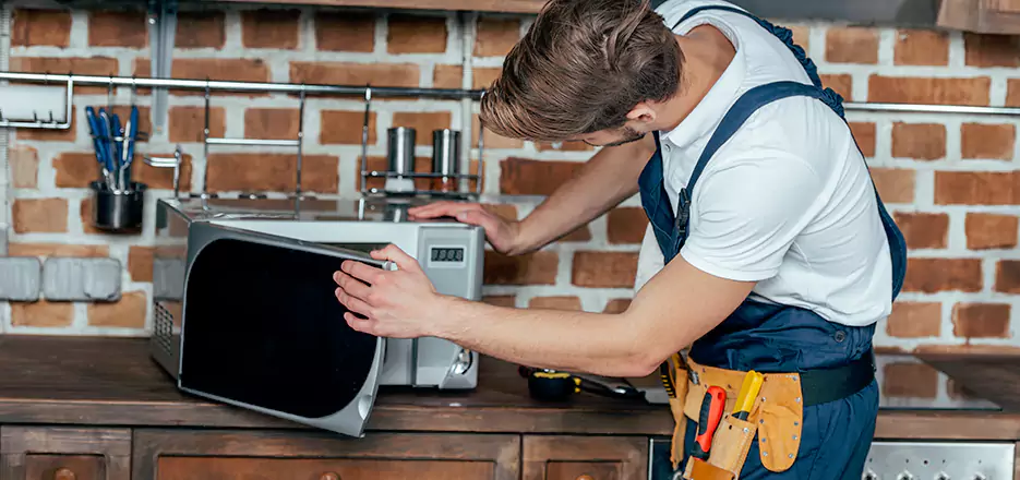 In-Home Microwave Repair in Poway