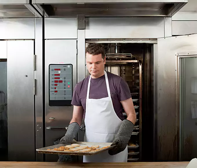 Why Poway, CA Kitchens Trust Poway Appliance Pro for Commercial Oven Repair?